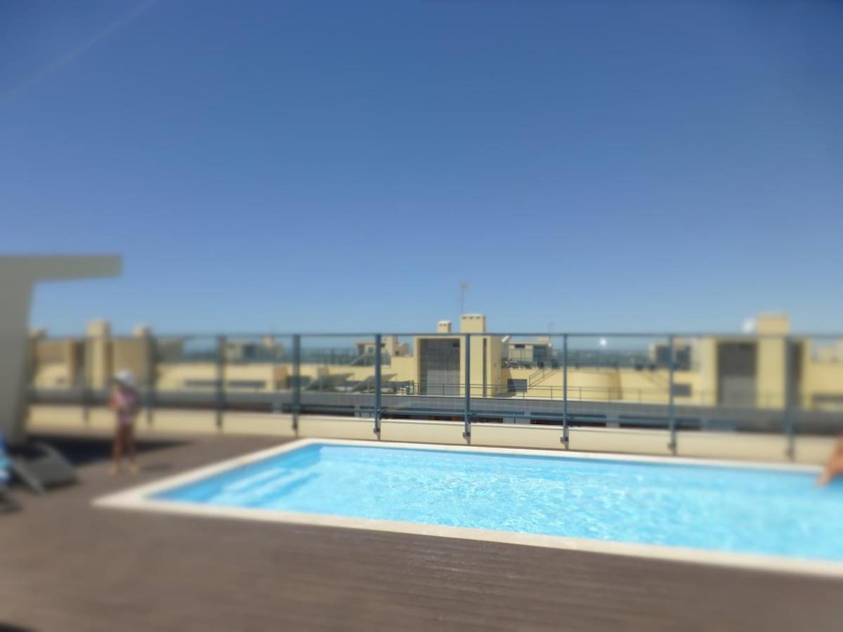 Algarve T2 Apartment With Pool And Balcony In 오양 외부 사진